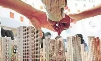 300元2小时不限次数上门:家庭服务新模式背后的经济密码与消费警示