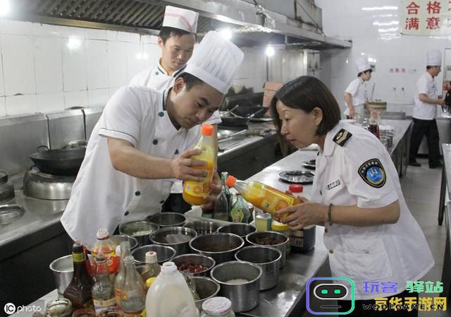 在原神的各个地区中具体有哪些地方可以找到烹饪设备？