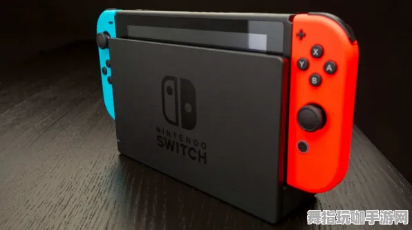 《重返未来:1999》服务器选择-S2赛季全平台适配-任天堂Switch-跨平台联机-宠物培养指南 《重返未来:1999》服务器选择-S2赛季全平台适配-任天堂Switch-跨平台联机-宠物培养指南