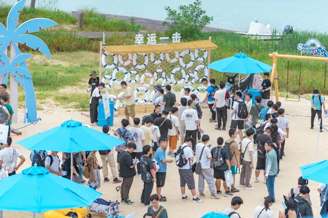 在深圳的这个周末，我更理解《碧蓝航线》连火7年的原因了