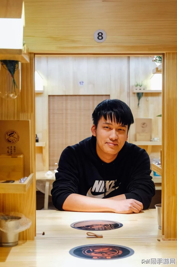 在大学周围如何有效地与女学生建立联系：探索校园社交动态与年轻人安全交友的实用指南