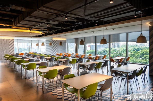 附近人快餐联系:城市孤岛的味觉纽带—解码社区餐饮新生态