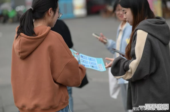 如何寻找附近的兼职女:城市灵活就业新选择—本地化兼职岗位挖掘全攻略