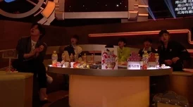 在都市的喧嚣中：揭秘24小时快餐店如何在四百四十小时不停歇的经营中生存与发展