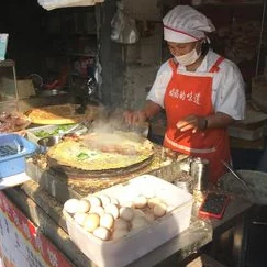 探访路边按摩店的暗藏消费陷阱，200元的快餐服务究竟隐藏了哪些行业灰色地带？