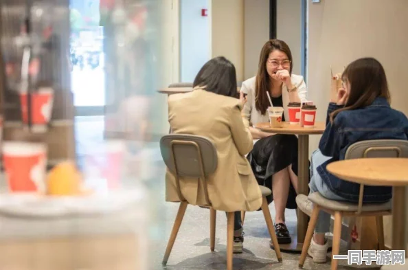 大学门口怎么约:解码Z世代社交新场景—从奶茶店拼桌到城市青年文化观察