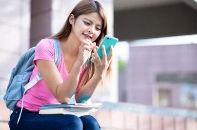 怎么联系到学校的美女:校园社交指南—从破冰到共鸣的文明交互法则