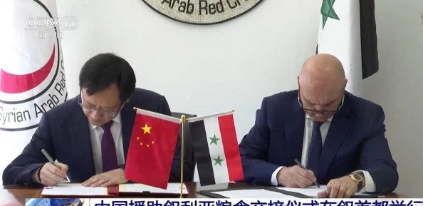如何在社交场合中优雅地接送女生：掌握心理博弈与互动艺术的深度解析