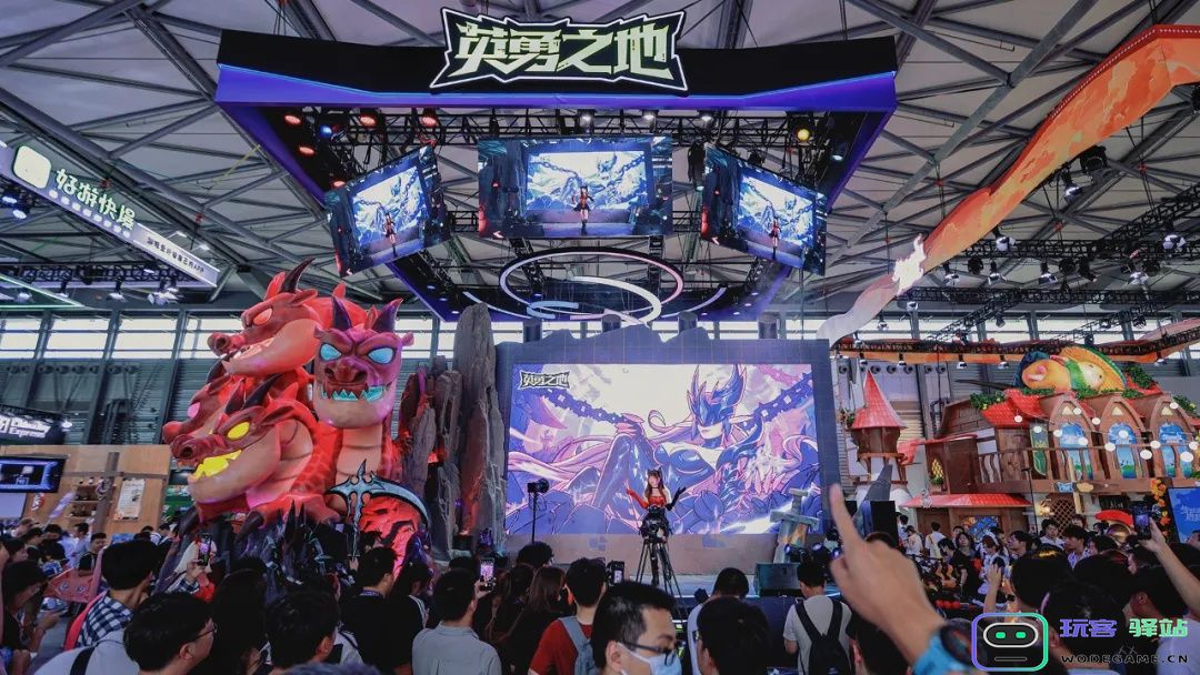 盛况空前！这款国产“小黑马”杀入今年CJ最霸气展台：科技创新？ 用户体验