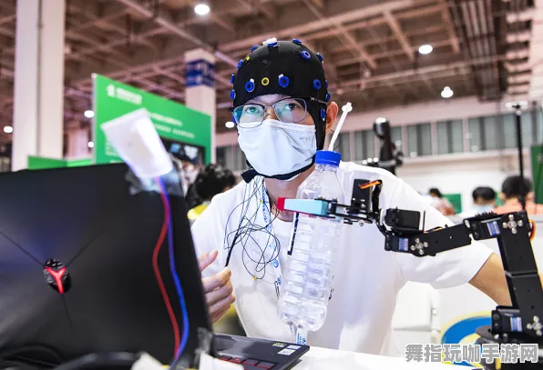 脑机接口游戏-2025年4月最新版-Vision Pro适配版-装备合成全攻略与技巧分享