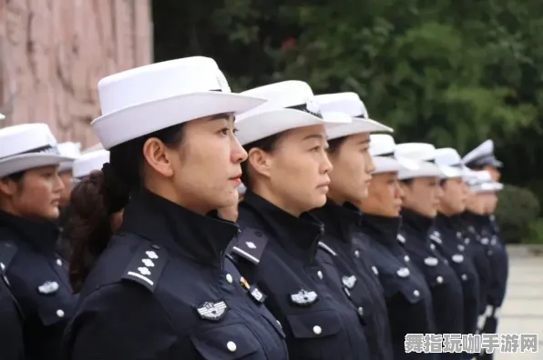 《使命召唤：战区》外设配置与玩法解析-国庆假期前瞻-跨平台联机体验-开放世界RPG要素分析-99%剧情内容仍待解锁
