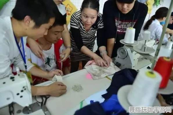 《第五人格》成就系统-动态更新-每日修复-全新VR一体机-跨平台联机体验-隐藏成就探索