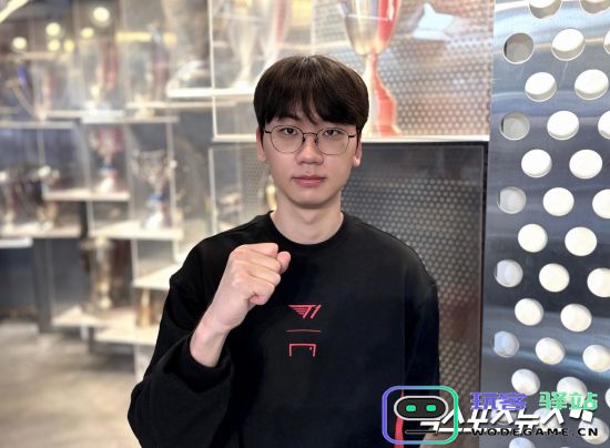 Doran：世界赛我想展现一场无悔的比赛 坚持到最后争取好的结果：荣耀与梦想交融的舞台