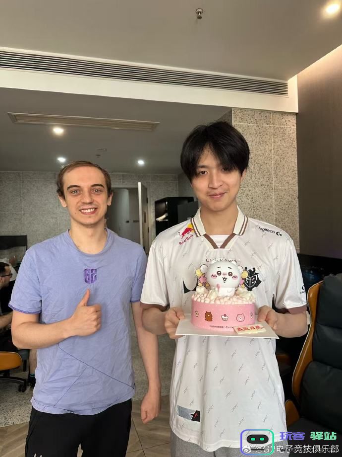 G2发布动态：感谢粉丝送来的好运蛋糕：热情如火的祝福送达